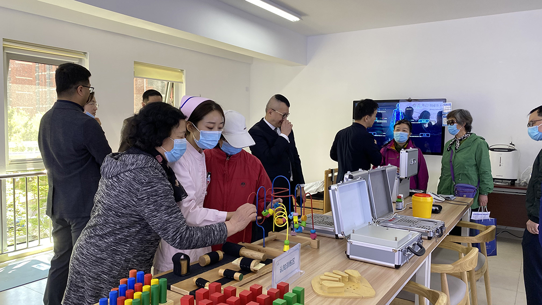 祝賀海淀雙清苑社區(qū)養(yǎng)老服務(wù)驛站正式啟動(圖13)